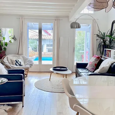 Casa vacanze Magnificent House Of 95 M With Private Pool *
